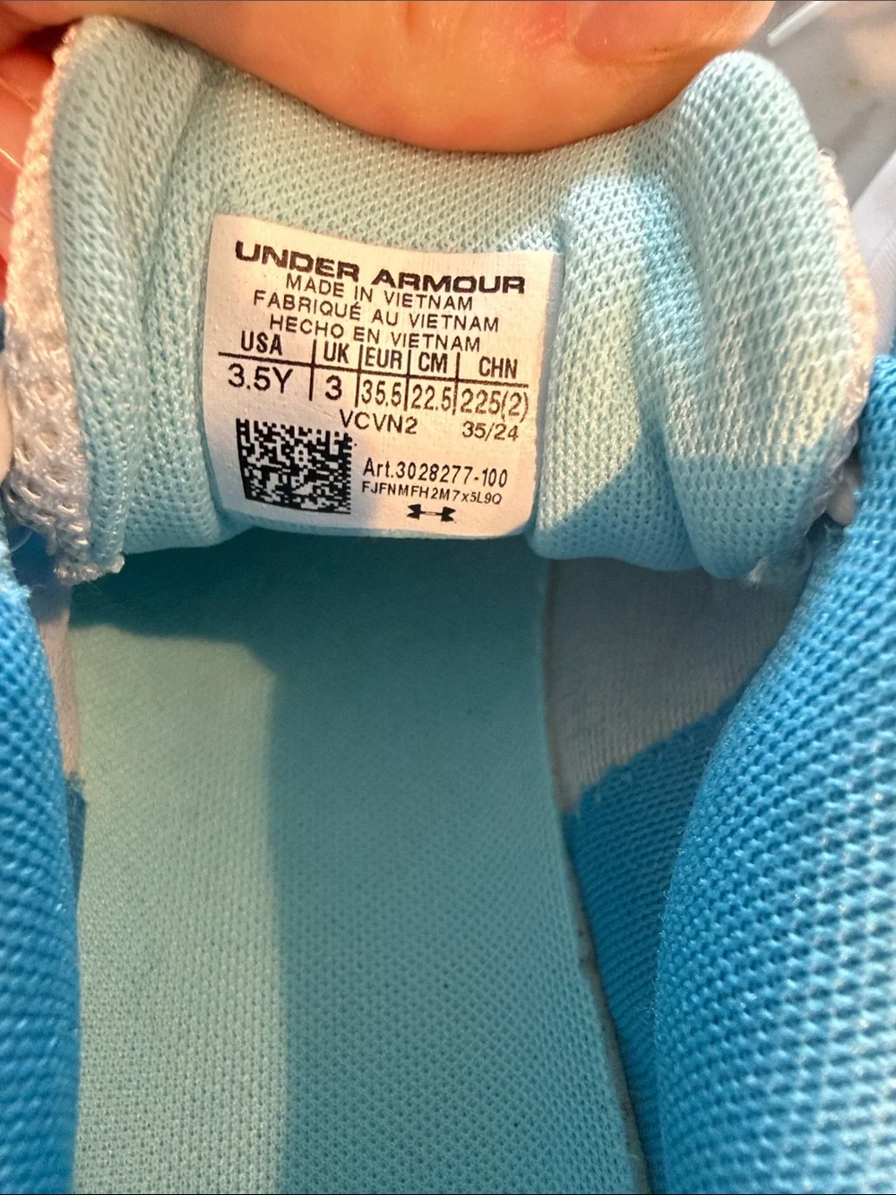 Under Armour Kids Blue and White Lightweight Sneaker